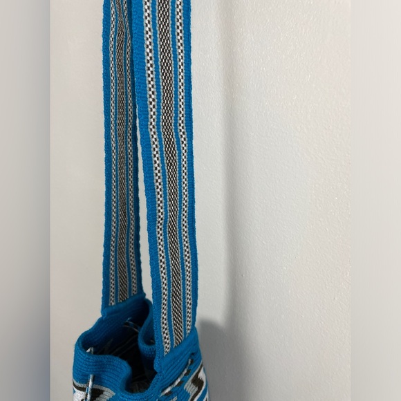 Wayuu Mochila Colombian Aztec Print Blue Black Grey Tassels Crossbody Bag - Picture 3 of 7